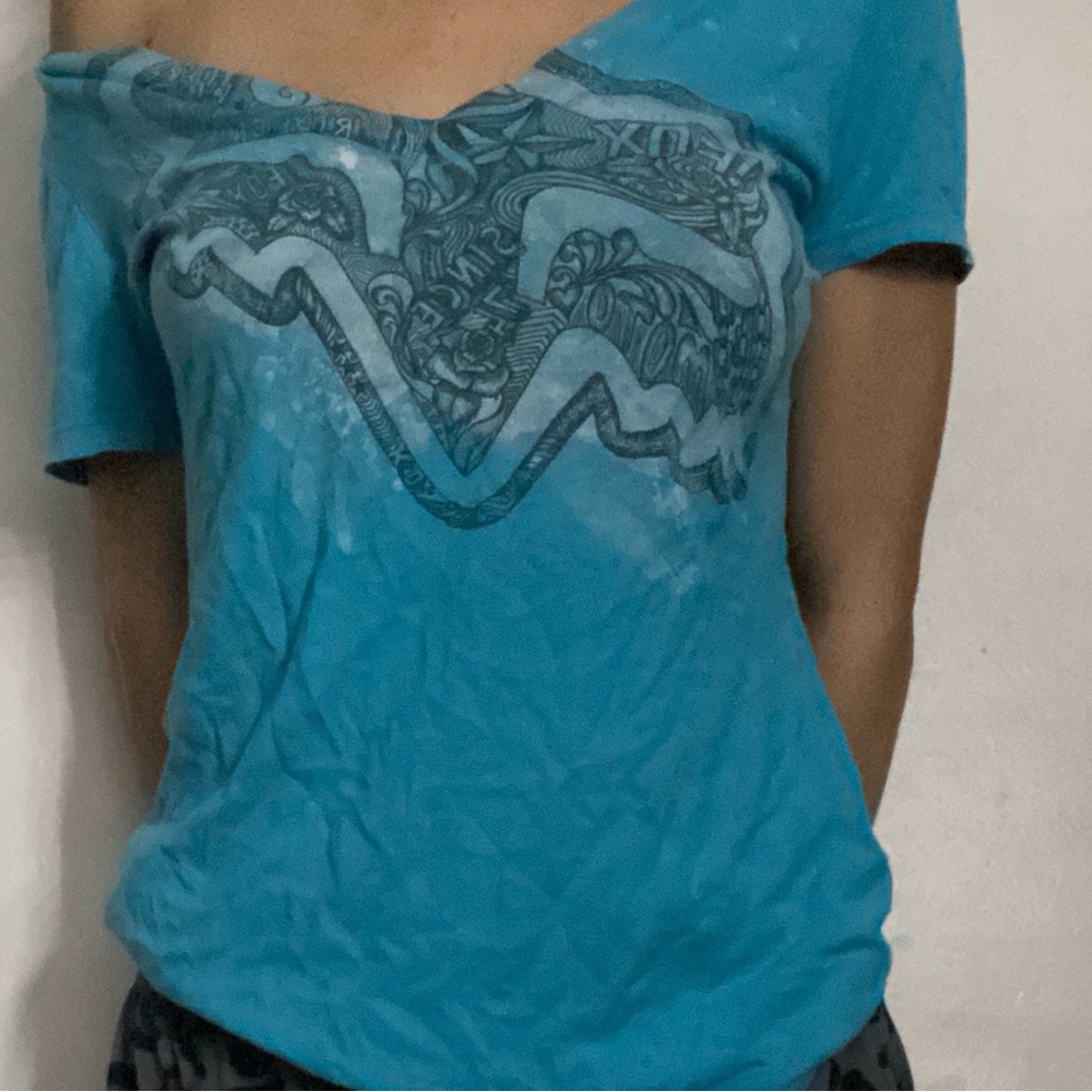 Vintage/y2k t shirt size medium